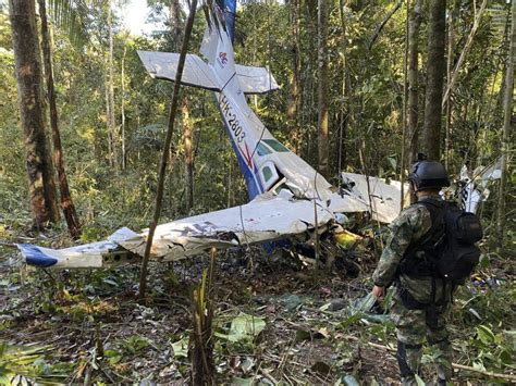 Search for 4 kids missing after deadly Amazon plane crash leaves Colombia on edge